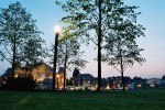 Parc del costat del museu Van Gogh de nit